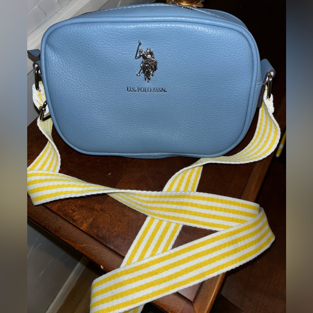 U.S. POLO ASSN. crossbody
